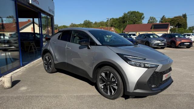 Toyota C-Hr image 7