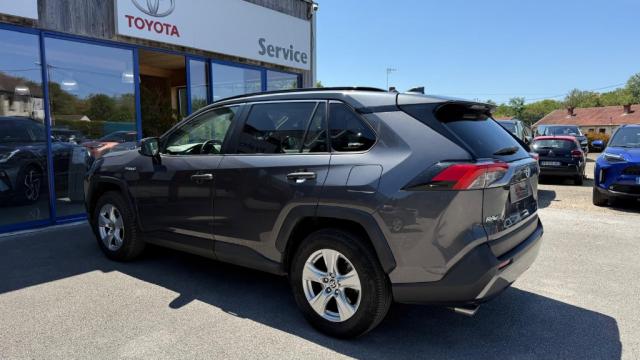 Toyota Rav4 image 3