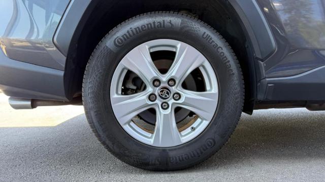 Toyota Rav4 image 7