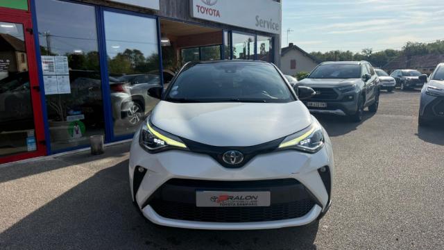 Toyota C-Hr image 6