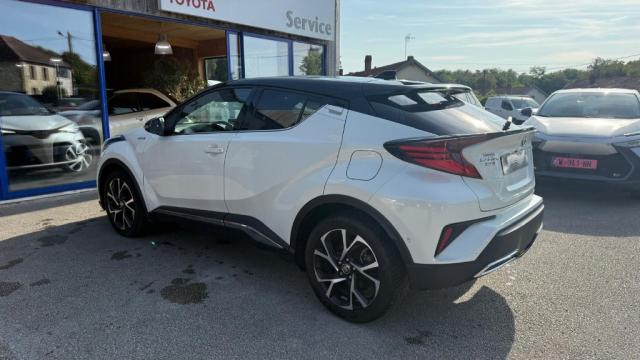 Toyota C-Hr image 8