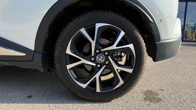 Toyota C-Hr image 4