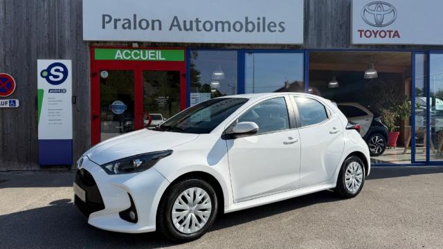 Toyota Yaris Iv Hybrid 116h - Bv E-Cvt (my22) Dynamic Business Pro