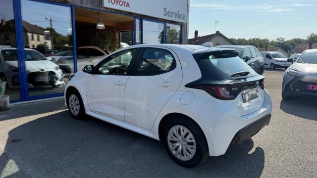 Toyota Yaris image 8