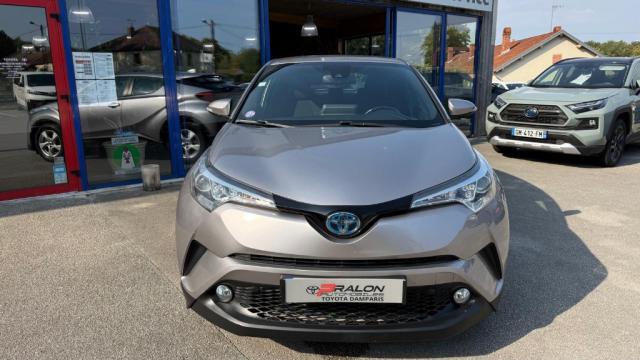 Toyota C-Hr image 8