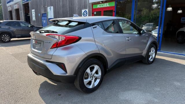 Toyota C-Hr image 3