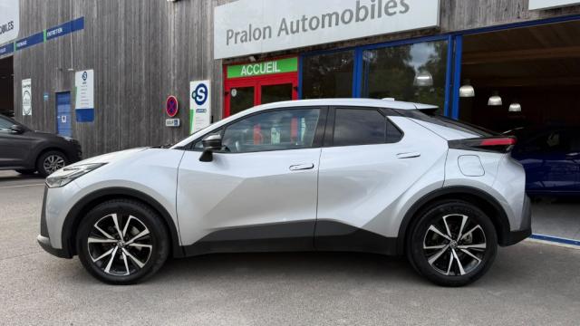 Toyota C-Hr image 5