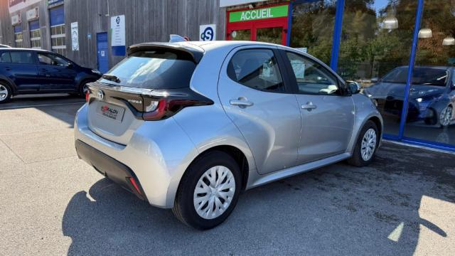 Toyota Yaris image 2