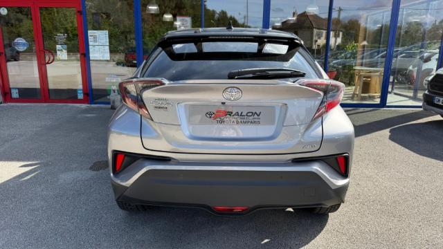 Toyota C-Hr image 5