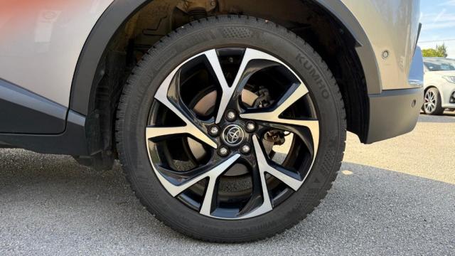Toyota C-Hr image 3