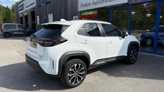 Toyota Yaris Cross image 9