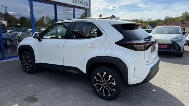 Toyota Yaris Cross image 2