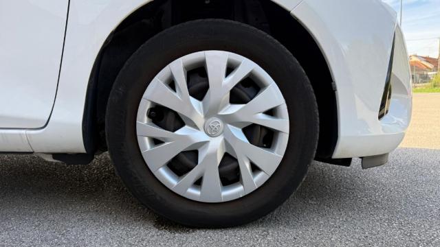 Toyota Yaris image 8