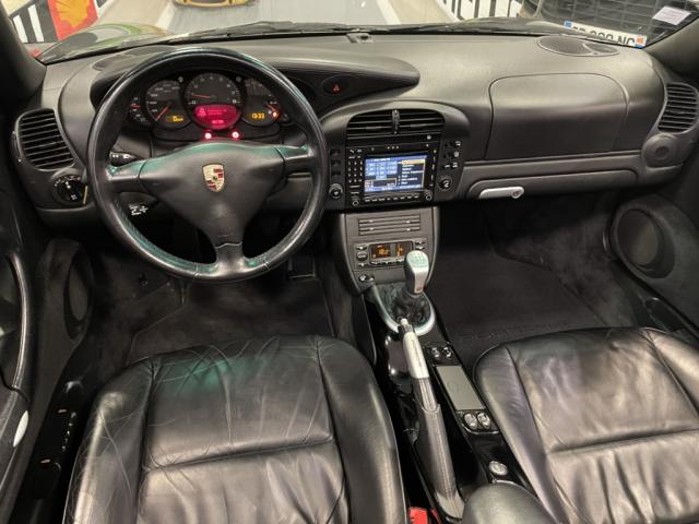 Porsche 911 image 8