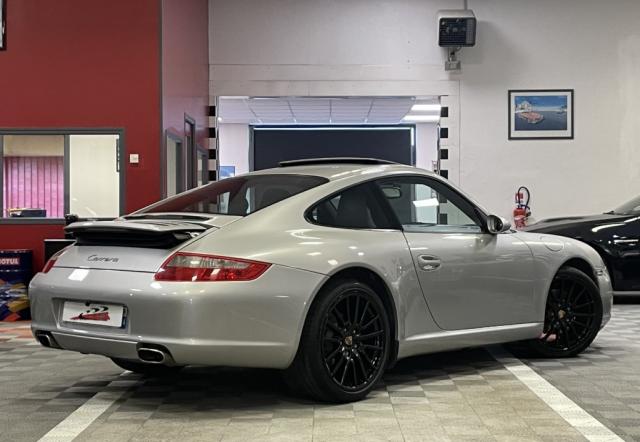 Porsche 911 image 6