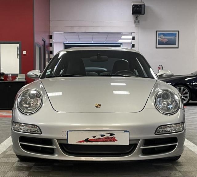 Porsche 911 image 1