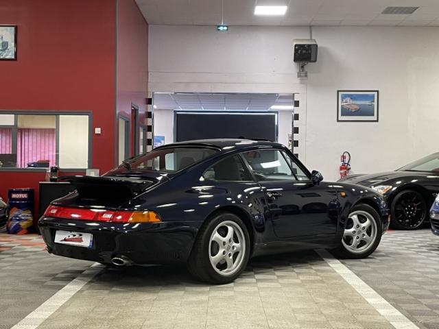 Porsche 911 image 2