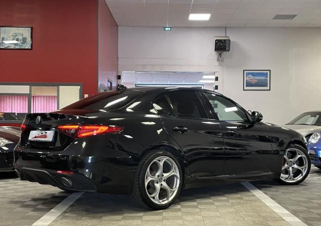 Alfa Romeo Giulia image 5