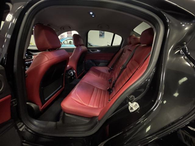 Alfa Romeo Giulia image 2