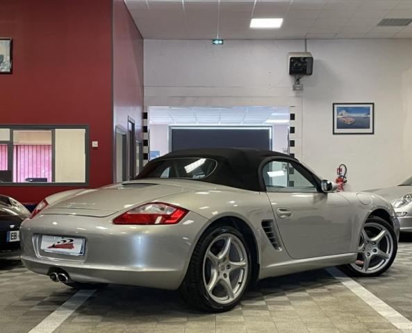 Porsche Boxster image 6