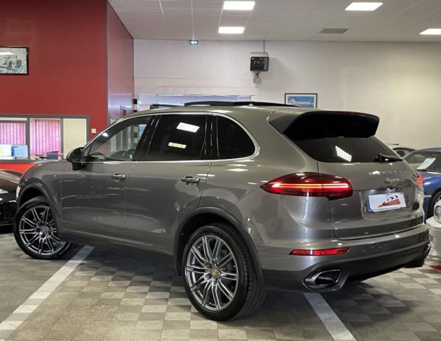 Porsche Cayenne image 3