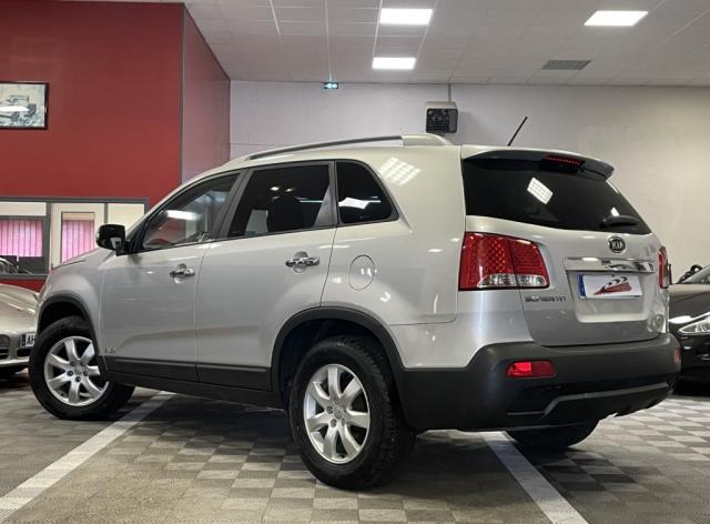 Kia Sorento image 5