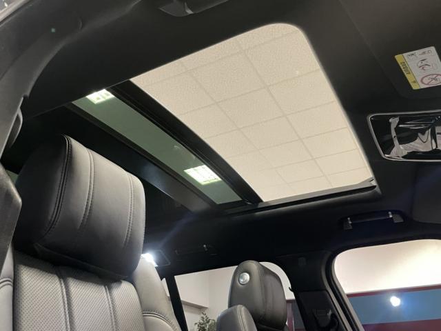 Land Rover Range Rover image 8