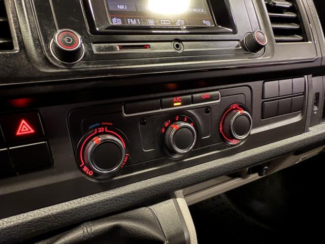 Volkswagen Transporter image 4