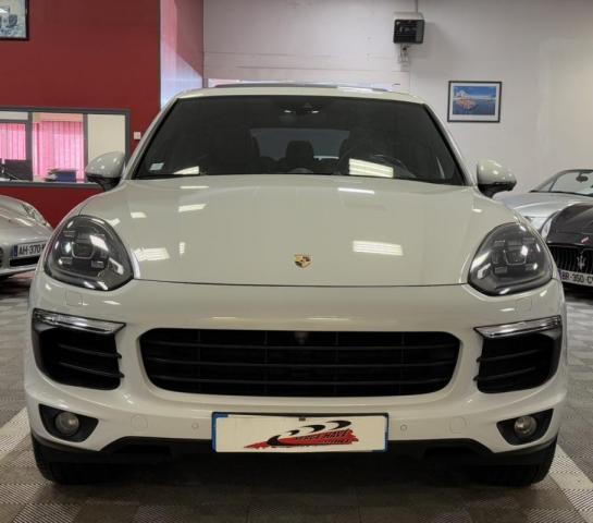 Porsche Cayenne image 2