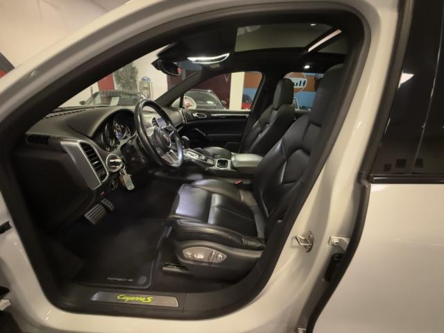 Porsche Cayenne image 3