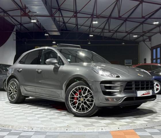 Porsche Macan image 2