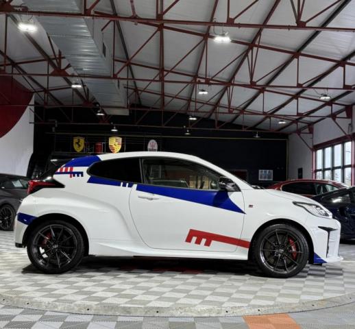 Toyota Yaris image 2