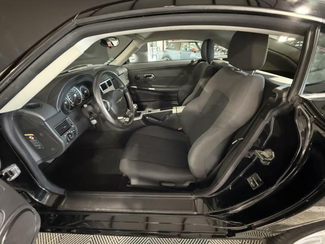Chrysler Crossfire image 4