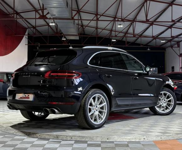 Porsche Macan image 7