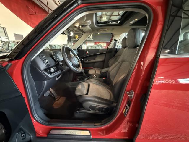 Mini Countryman image 2