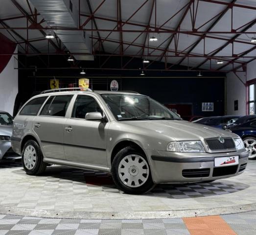 Skoda Octavia image 7