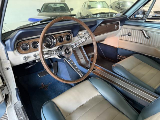 Ford Mustang image 3