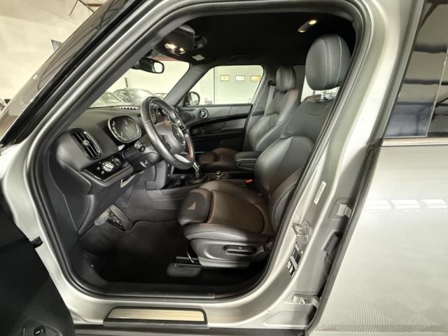 Mini Countryman image 8