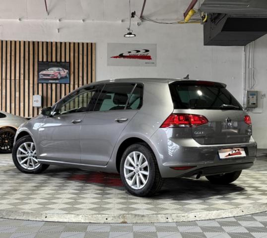 Volkswagen Golf image 8