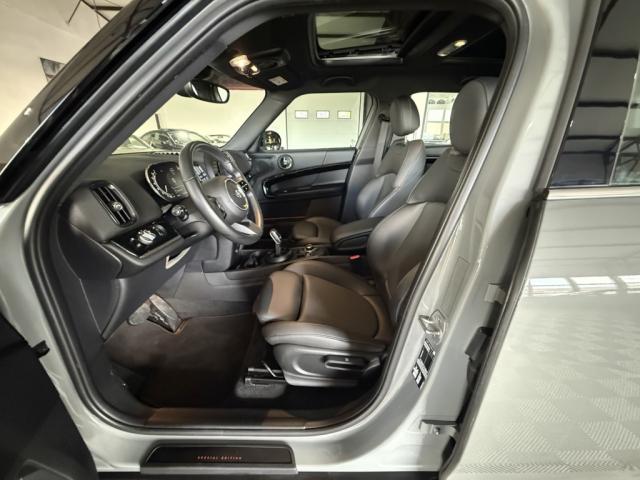 Mini Countryman image 2