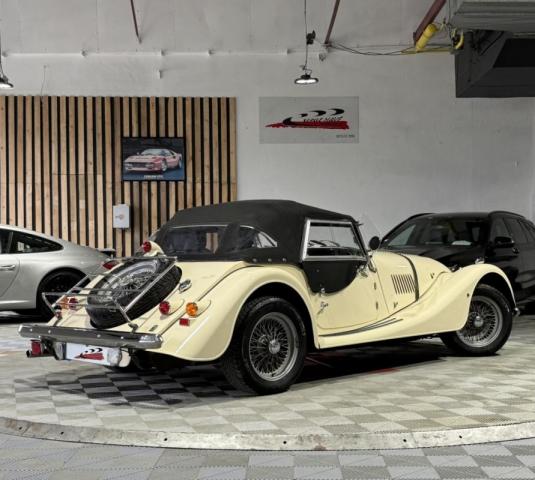 Morgan Plus 4 image 5