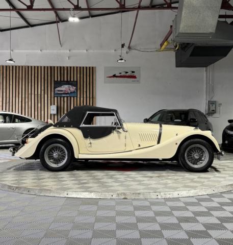 Morgan Plus 4 image 4