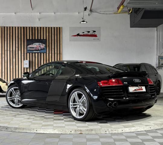 Audi R8 image 8