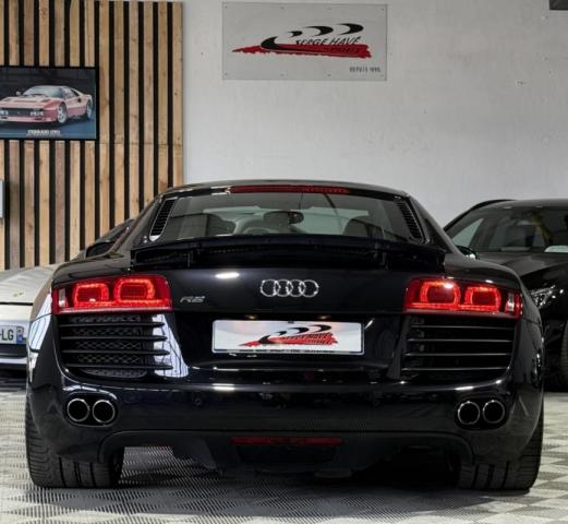 Audi R8 image 1
