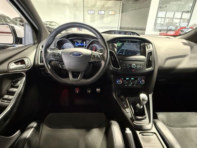Ford Focus image 6