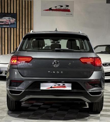 Volkswagen T-Roc image 8