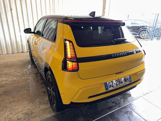 Renault R 5 image 4