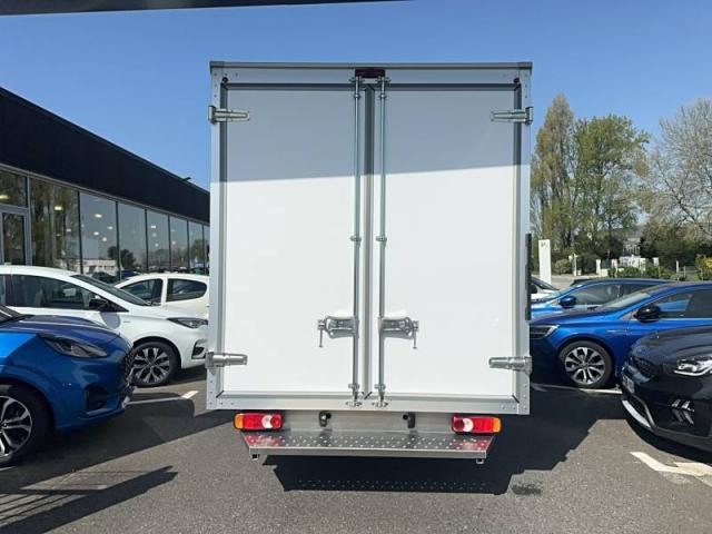 Renault Master image 9