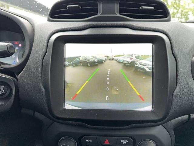 Jeep Renegade image 6