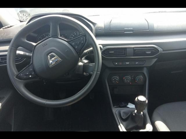 Dacia Sandero image 2